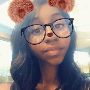 Meet your Posher, Stefani